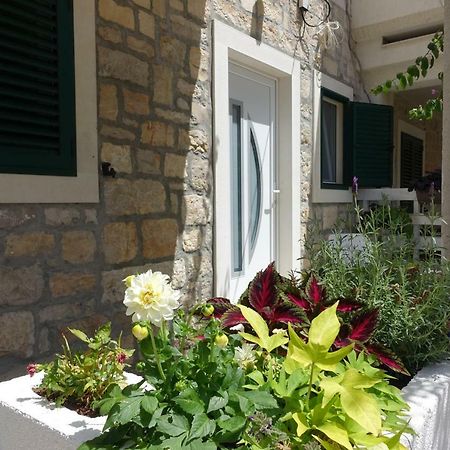 Apartman Maja 볼 외부 사진